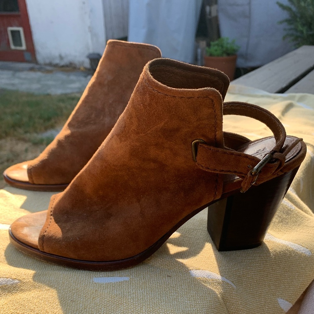 Frye Dani Shield Sling Peep Toe - 9.5 - Picture 2 of 8